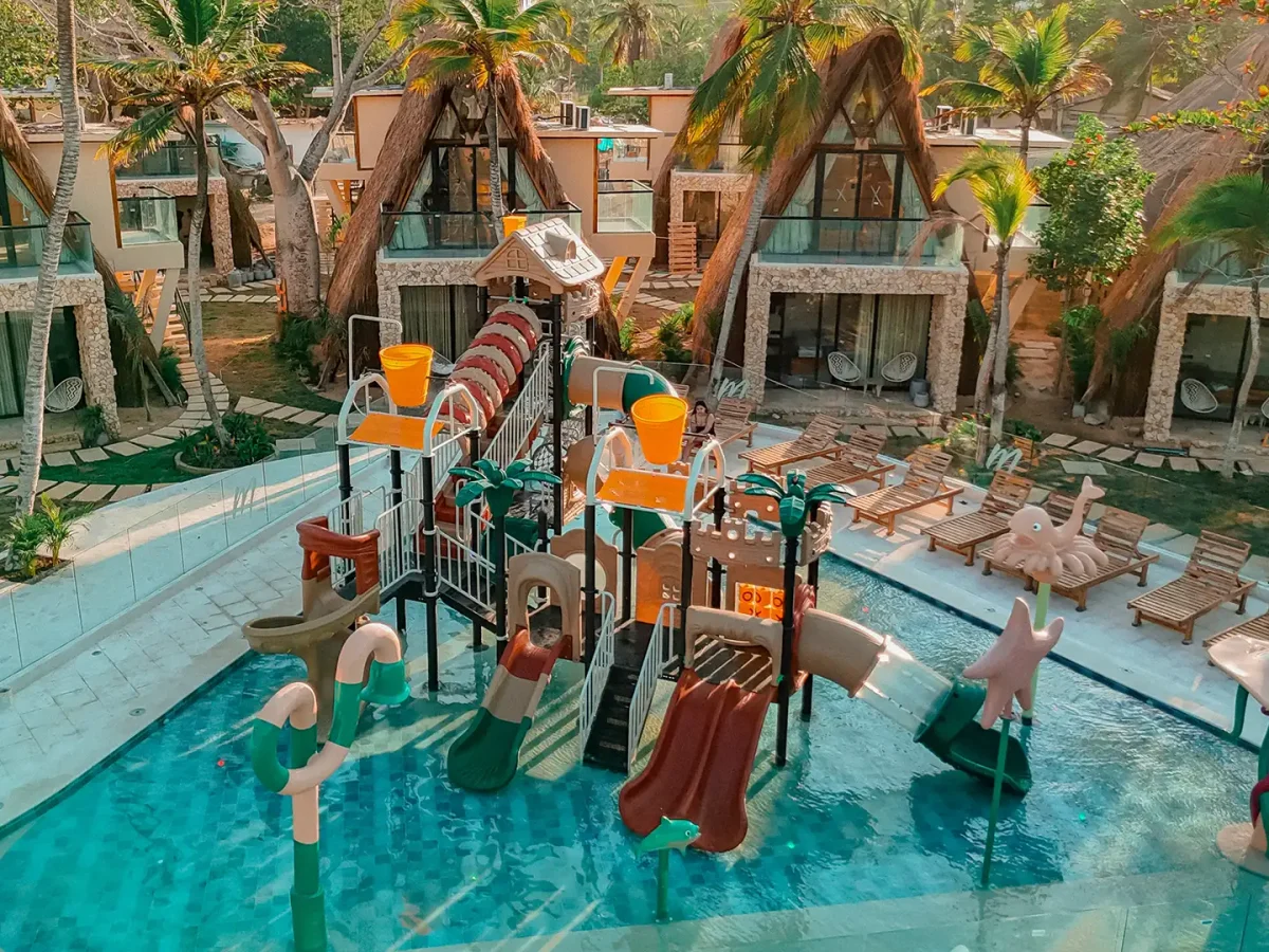 piscina vista general